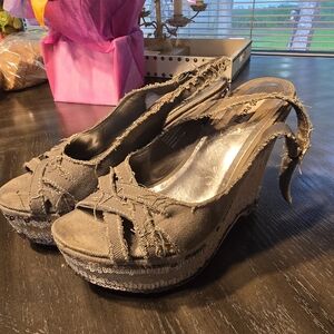 Wedge heels 8.5 by Not Rated